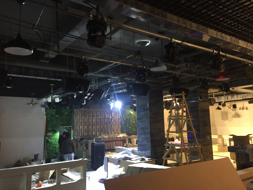 芭提雅酒吧插圖2