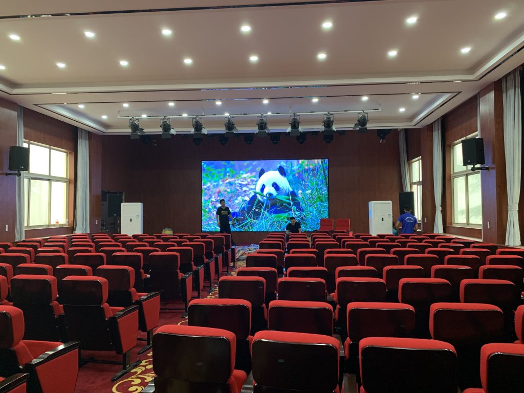 濟(jì)南黃河雙語實(shí)驗(yàn)學(xué)校插圖