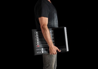 Yamaha Digital Mixing Console DM3: 結(jié)構(gòu)輕巧，便捷性強