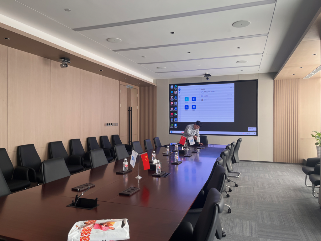 中建八局國企總部基地智能會議室插圖8