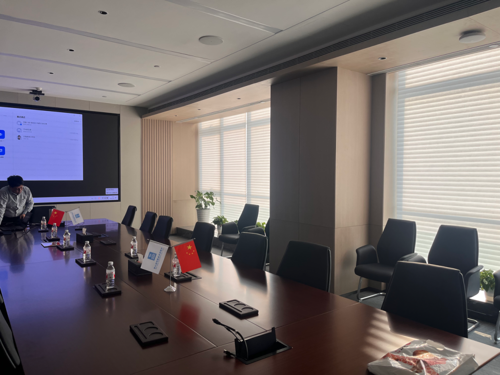 中建八局國企總部基地智能會議室插圖9